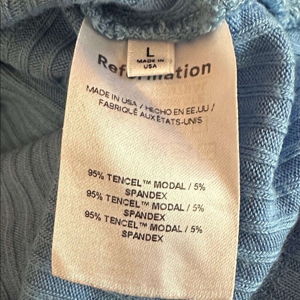 Reformation Gellar Parisian Blue Ribbed bell sleeve L shell Button-Up vneck Top - Picture 13 of 14